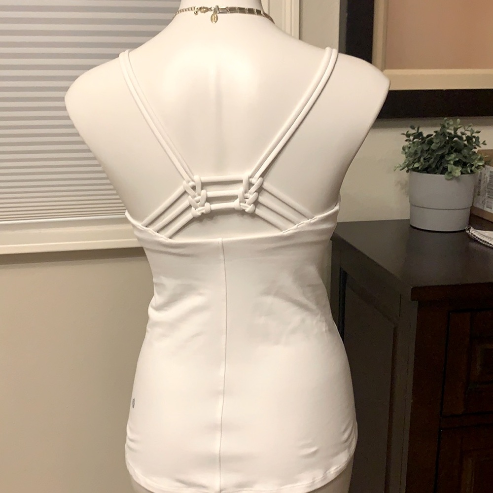 Lululemon White Tank, Size 4.